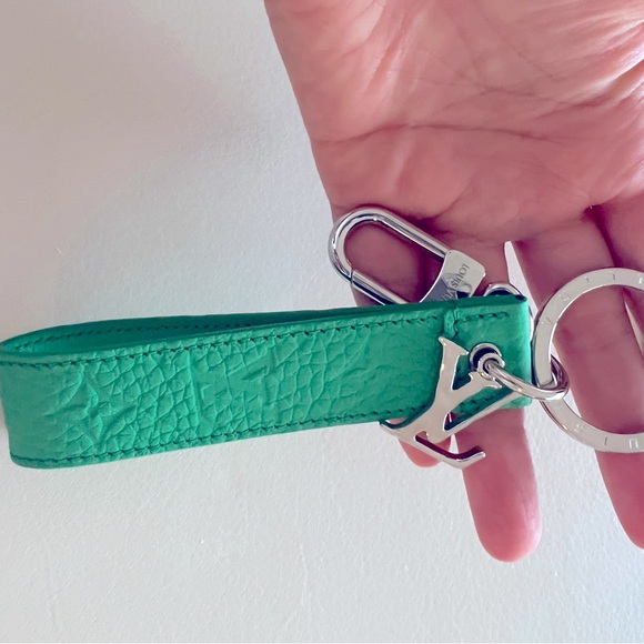 Louis Vuitton Key chain - Picture 3 of 7